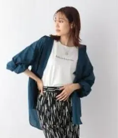 シアーレギュラーカラーシャツ　ディープブルーのサムネイル