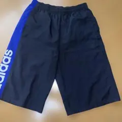 adidas ハーフパンツ 黒・青 150cm