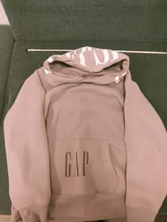 ピンク パーカー