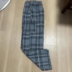 メンズチェックカーゴパンツ(新品タグ無し)1,980円(送料無料)