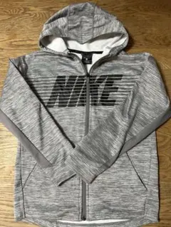 NIKE キッズ　グレー パーカー M サイズ　137 - 147㎝
