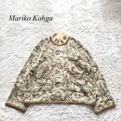 D4【マリココウガ】ハイネックニット　長袖　ベージュ　総柄　ポケット　ウール