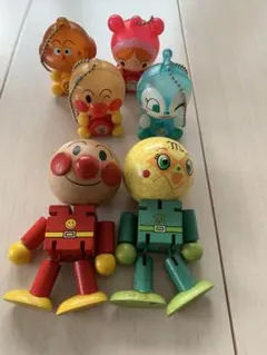 平成アンパンマン 木製キャラクター 2体灯付きチャーム4体セット