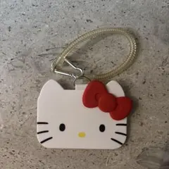 p+g design ハローキティ　シリコン　パスケースキーホルダー