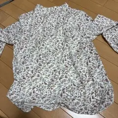 GLACIER 小花柄 長袖ブラウス　ハニーズ　ハイネック　M アイボリー　通勤