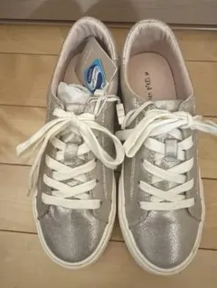 ZARA スニーカー　36サイズ 新品