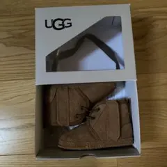 新品未使用　　UGG ニューメル　11cm