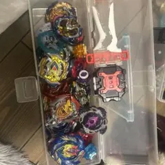 ベイブレード多数セット プラスチックケース付き