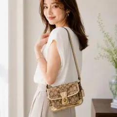 COACH 10566【極美品】シグネチャー ショルダーバッグ ターンロック