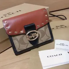 【新品未使用】COACH コーチ 二つ折り財布