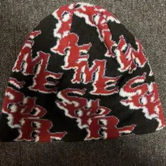 Supreme wombat beanie - メルカリ