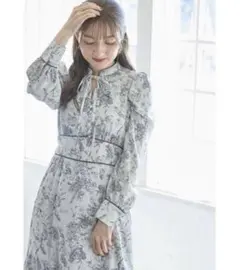 tocco closet クラシカルフラワープリントマーメイドワンピース