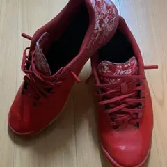 アシックス レッド フットサルシューズ