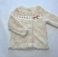 新品　フワフワカーディガン クリーム色　サイズ135