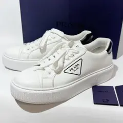 【美品】PRADA スニーカー 三角ロゴ 27.5 プラダ　レザーのサムネイル