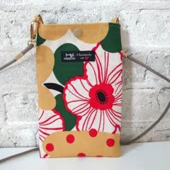 スマホショルダー　サコッシュ　ハンドメイド　北欧　大きな花柄　キナリ地マスタード