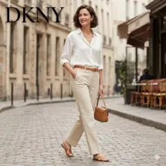 【美品】DKNY ストレッチパンツ ライトベージュ サイズ2 古着 人気のサムネイル
