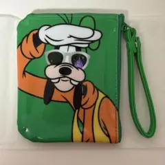 グーフィー ポーチ 緑色 サングラス