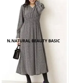 N.NATURAL BEAUTY BASIC 小花柄　ワンピース