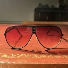 Item thumbnail for item d5400cff-7a7d-41ff-942d-070c9e47a28d