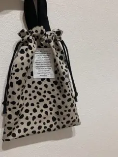 ハンドメイド　巾着袋　巾着バッグ　ダルメシアン柄　モカ　ベージュ