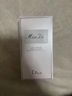 Item thumbnail for item 94cb4bf5-6bc1-4231-978b-227e65af7350