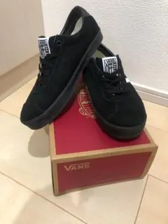 VANS OFF THE WALL ブラックスニーカー