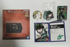 ヒロアカ 緑谷出久　ラバーチャーム　ストラップホルダーチャーム　缶バッジ　カード