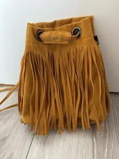 フリンジ付きマスタードショルダーバッグ