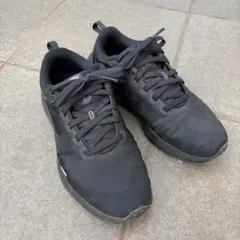 23.5cm ナイキ スニーカー ダウンシフター　ブラック