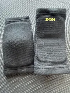 D&M 肘サポーター 黒 S パット付きのサムネイル