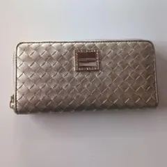 Samantha Thavasa 長財布 メタリックゴールド 編み込みのサムネイル