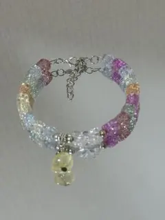 多色ビーズフラワーチャームブレスレット