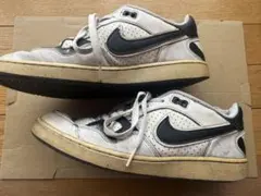 NIKE ナイキ スニーカー 靴 シューズ ホワイト ネイビー 白 紺 26.5