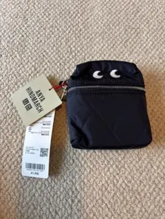 ANYA HINDMARCH UNIQLO パッカブルバッグ ネイビーのサムネイル