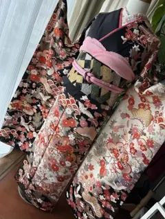 振袖フルセット 黒×白 古典柄 友禅 金彩 金駒刺繍