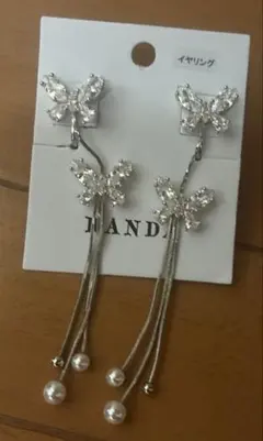 RANDA バタフライイヤリング
