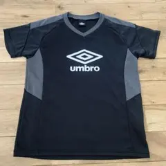 umbro Vネックシャツ 黒/グレー（150cm）