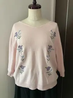 ローズティアラ 刺繍 ニット 46