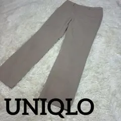 UNIQLO 感動パンツ（スリムストレート)ベージュ カジュアルパンツ 67cm
