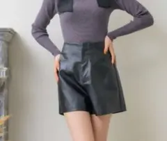 フェイクレザー ショートパンツ ハイウエストのサムネイル