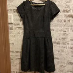 黒 ドット柄 半袖 ひざ丈ワンピース 11号