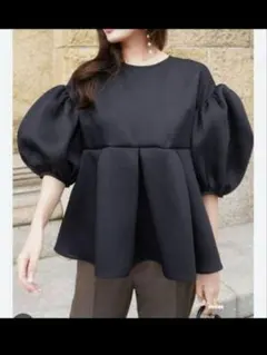 美品✨HYEON★ヘヨン★シュークリームブルゾン　vanilla hyeon HYEON (ヘヨン) official online store