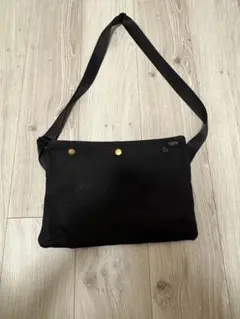 Item thumbnail for item 2a1c1600-33e0-405d-ad85-182467bbc400