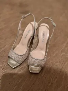 DIANA グリッター オープントゥ バックストラップ サンダル