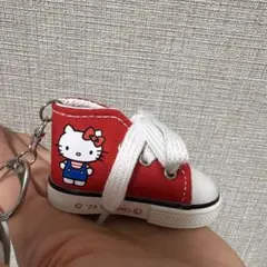 ハローキティ スニーカー型キーホルダー