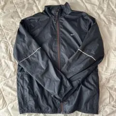 Nike ブラック ウィンドブレーカー　キッズ　160 ボーイズ