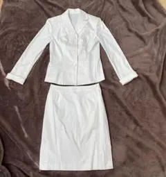 ハロッズ　白　スーツ セットアップ　入学　卒園　入園　卒業　フォーマル　M 9号