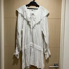 美品　スローブイエナ　ドット柄フリルチュニックブラウス