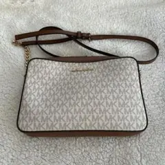 【即購入可】MICHAEL KORSショルダーバッグ すぐ発送